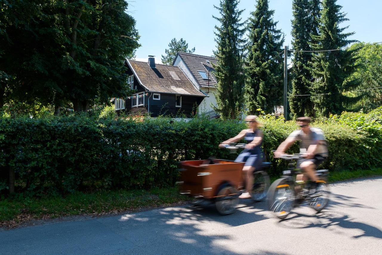 Das Wiesenhaus: Wohnen Direkt Am Rhein * Köln